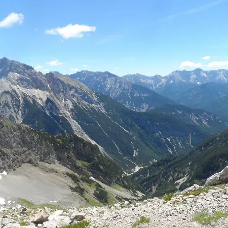 Haus Am Wiesenrain Apartament *