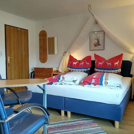 Haus Am Wiesenrain Lägenhet